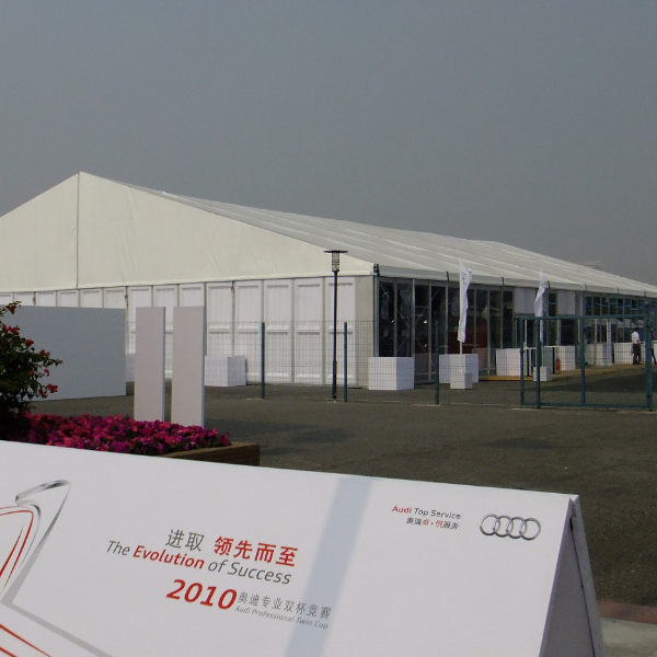 豪华汽车展览蓬房 | 安全结构+美学设计 | 可调节光线与温湿度