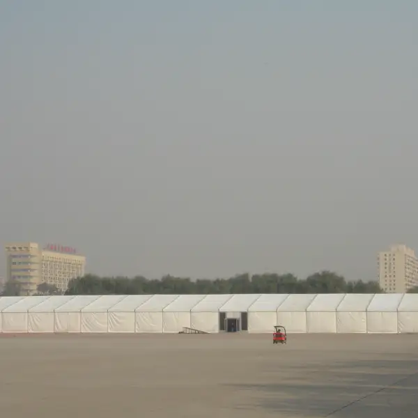 大型临时仓储蓬房 | 可定制尺寸 | 增加仓库容量